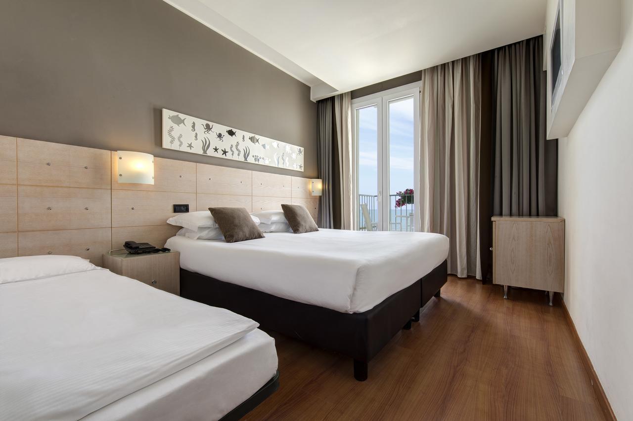 Victoria Frontemare Beach & Spa Hotel Jesolo Экстерьер фото